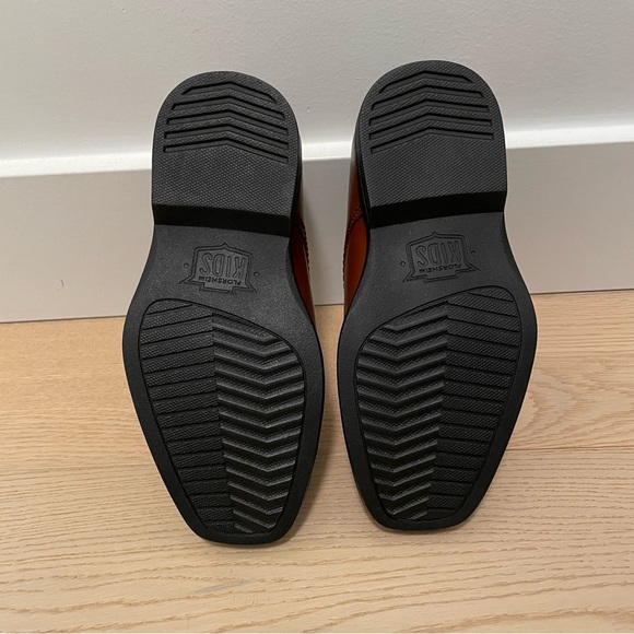 Florsheim Reveal Jr. - Boys Cap Toe Oxford - Size 10 Toddler - Picture 3 of 5